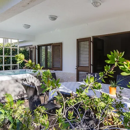 Anica-1 By Interhome Apartament *