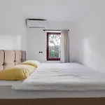 Apartamento Anica-1 By Interhome Zadar