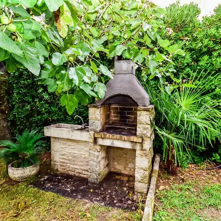 Anica-1 By Interhome * Задар