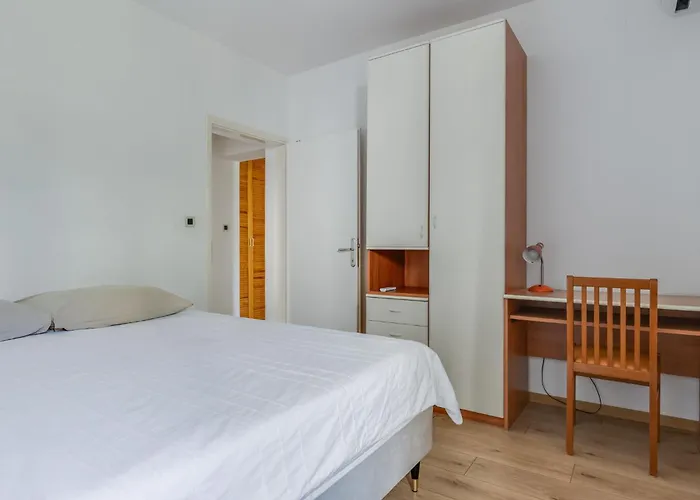 Anica-1 By Interhome